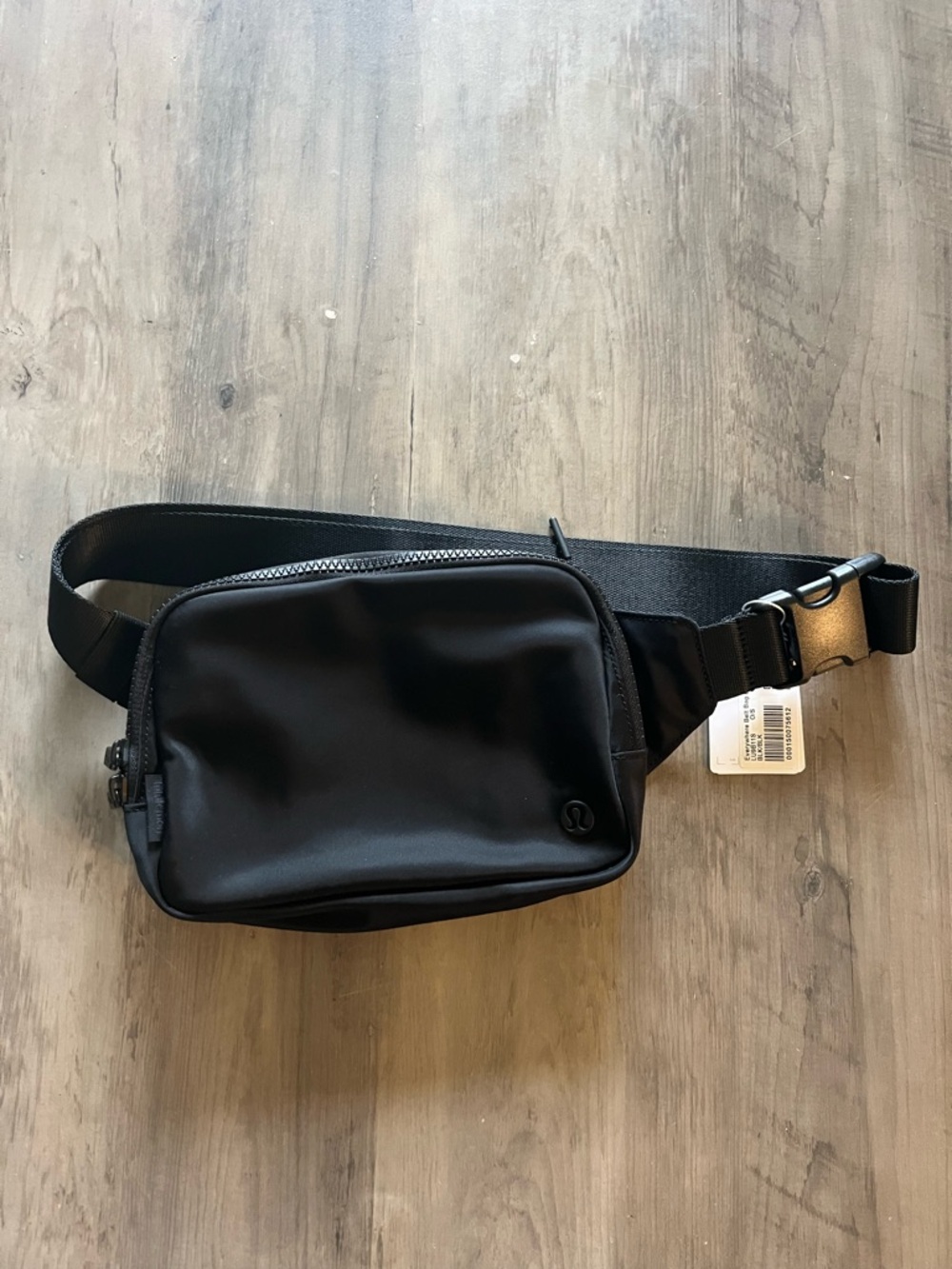 Lululemon NWT Everywhere Belt Bag Large 2 Liter Black